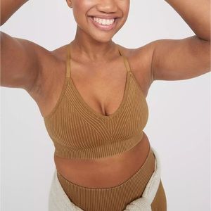 Offline by aerie seamless ribbed sports bra sz XL